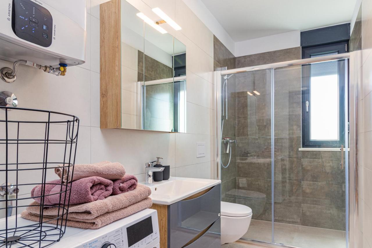 Apartment M****, New City Apartment + Parking Πούλα Εξωτερικό φωτογραφία