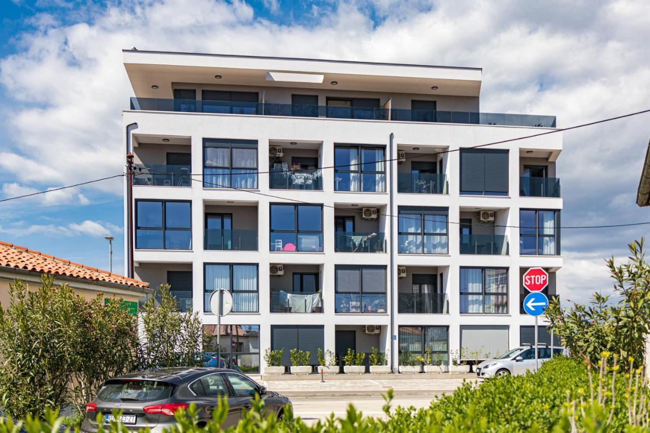 Apartment M****, New City Apartment + Parking Πούλα Εξωτερικό φωτογραφία
