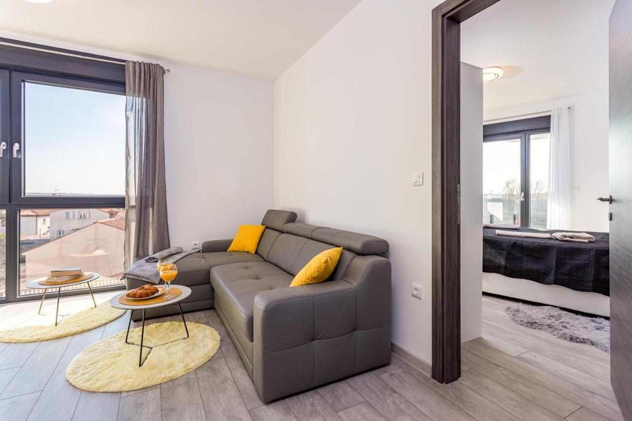 Apartment M****, New City Apartment + Parking Πούλα Εξωτερικό φωτογραφία