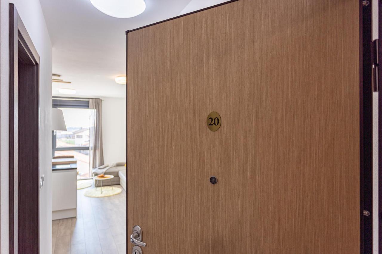 Apartment M****, New City Apartment + Parking Πούλα Εξωτερικό φωτογραφία
