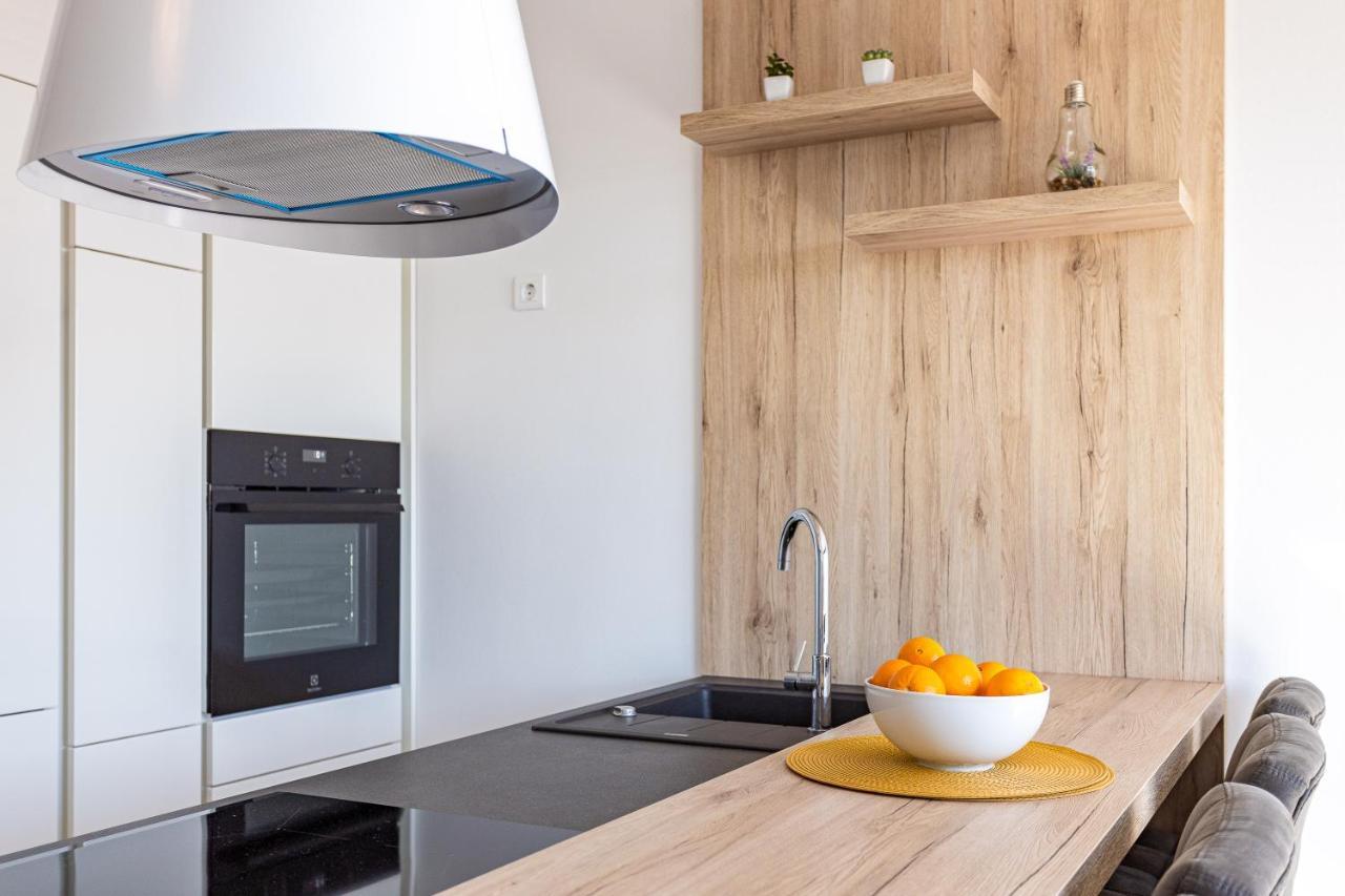 Apartment M****, New City Apartment + Parking Πούλα Εξωτερικό φωτογραφία