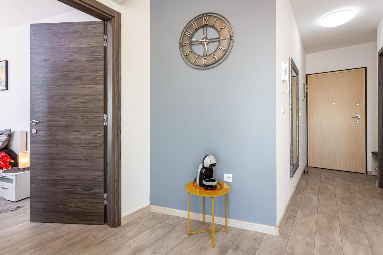 Apartment M****, New City Apartment + Parking Πούλα Εξωτερικό φωτογραφία